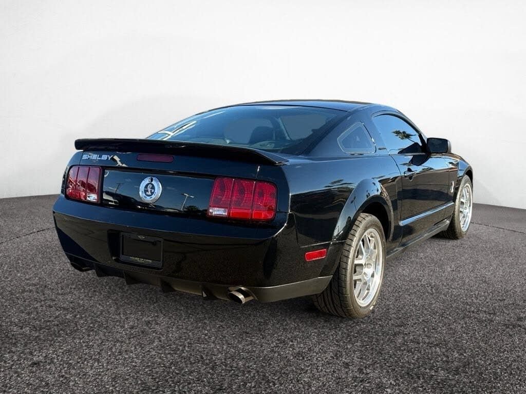 Used 2007 Ford Mustang Shelby GT500 RWD image 5