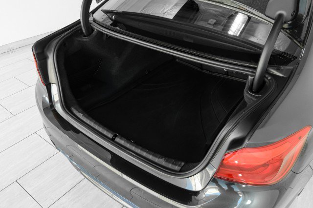 Used 2020 BMW 540i xDrive image 55