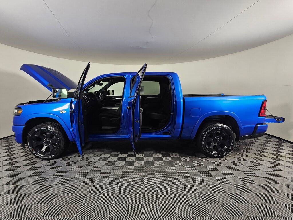 New 2026 RAM 1500 Big Horn AWD/4WD image 16