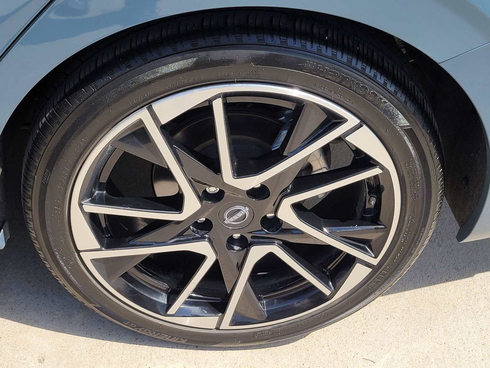 Used 2024 Nissan Sentra SR FWD image 22