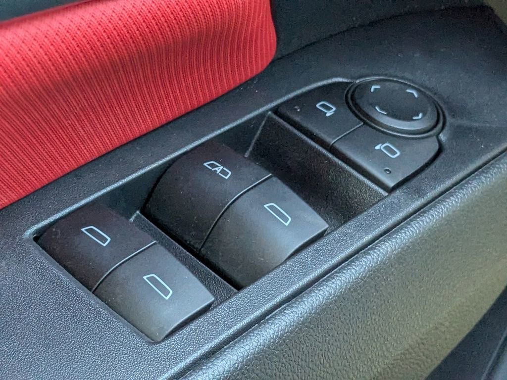 New 2026 Chevrolet Equinox EV RS image 25