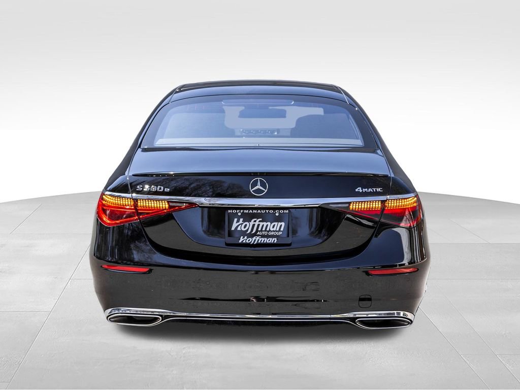 Used 2024 Mercedes-Benz S 580e 4MATIC Sedan image 9