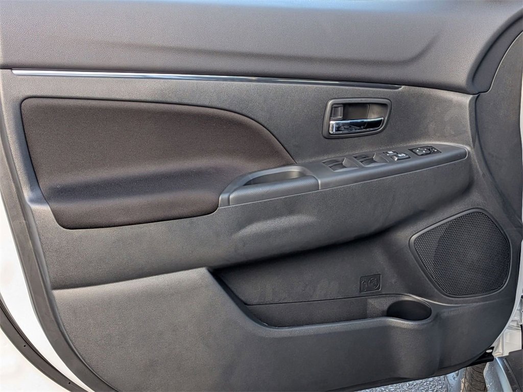 New 2025 Mitsubishi Outlander Sport LE image 13