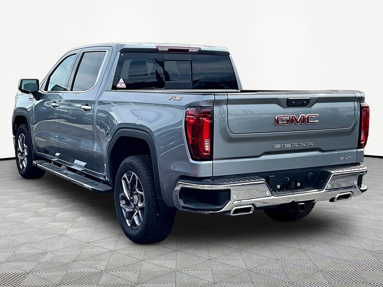 New 2026 GMC Sierra 1500 SLT w/ SLT Premium Plus Package AWD/4WD image 4