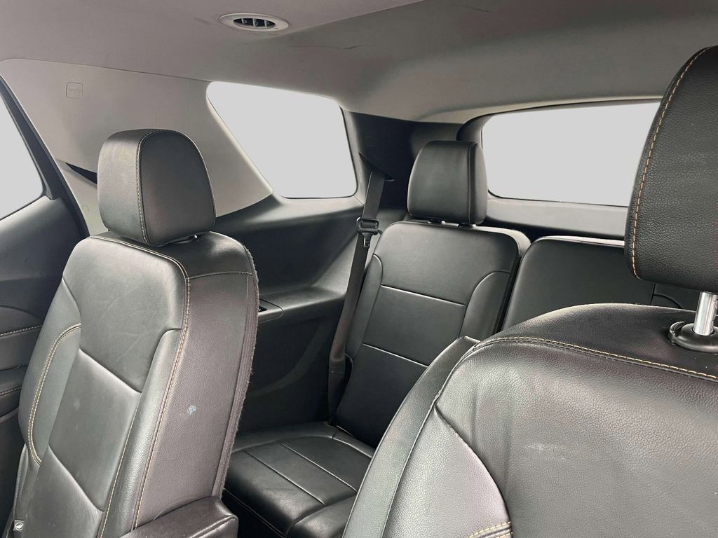 Used 2019 Chevrolet Traverse LT w/ LT Premium Package AWD/4WD image 13