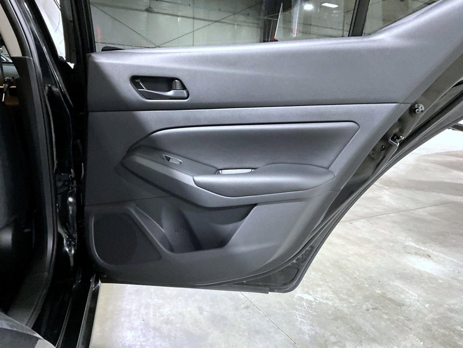 Used 2025 Nissan Altima 2.5 S FWD image 21