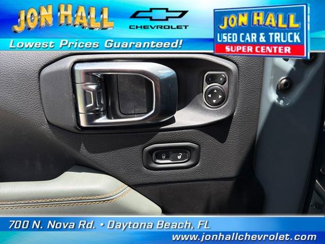 Used 2025 Jeep Gladiator Mojave AWD/4WD image 27