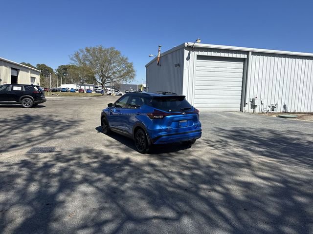 Used 2023 Nissan Kicks SR w/ SR Premium Package FWD image 7