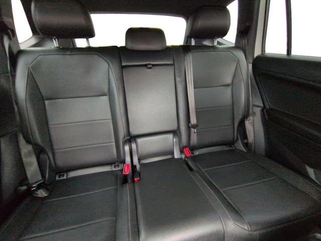 Used 2020 Volkswagen Tiguan SE R-Line image 25