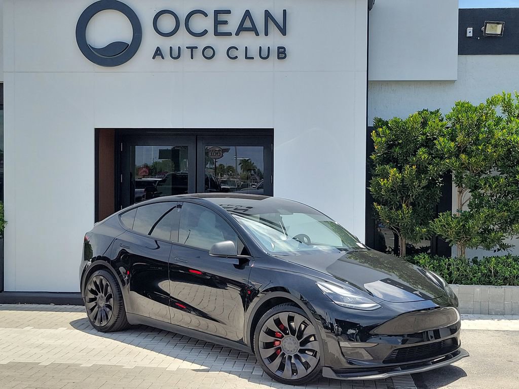 Used 2022 Tesla Model Y Performance AWD/4WD image 2