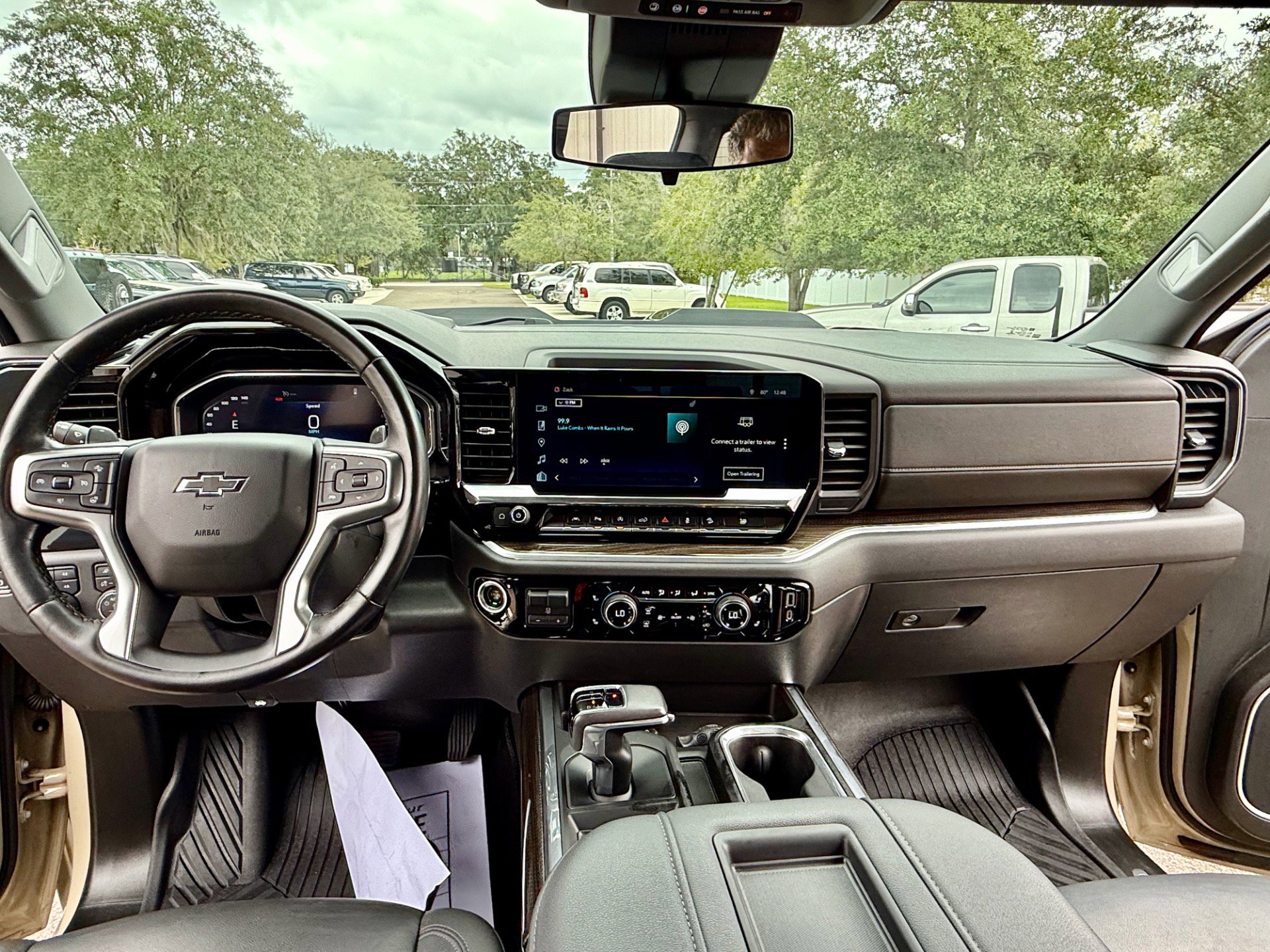 Used 2022 Chevrolet Silverado 1500 LT Trail Boss w/ LT Trail Boss Premium Package image 25