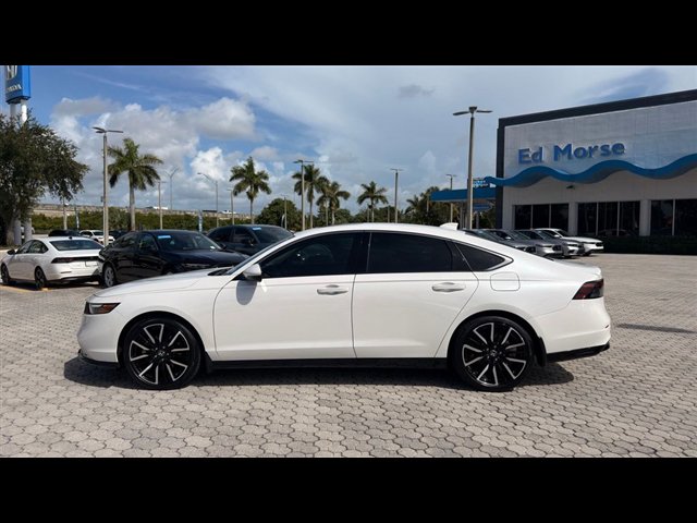 Certified 2025 Honda Accord Touring image 3