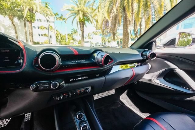 Used 2018 Ferrari 812 Superfast RWD image 59
