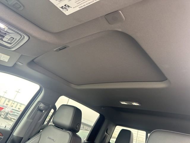 Used 2023 GMC Sierra 1500 Denali w/ Denali Reserve Package image 10