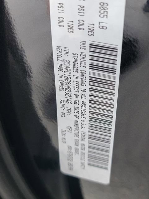 Used 2017 Chrysler Pacifica Touring-L image 30