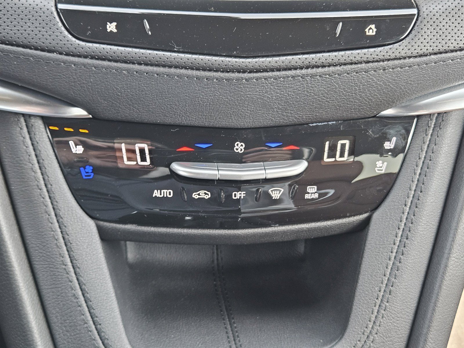 New 2026 Cadillac XT5 Premium Luxury w/ Driver Assist Package FWD image 14