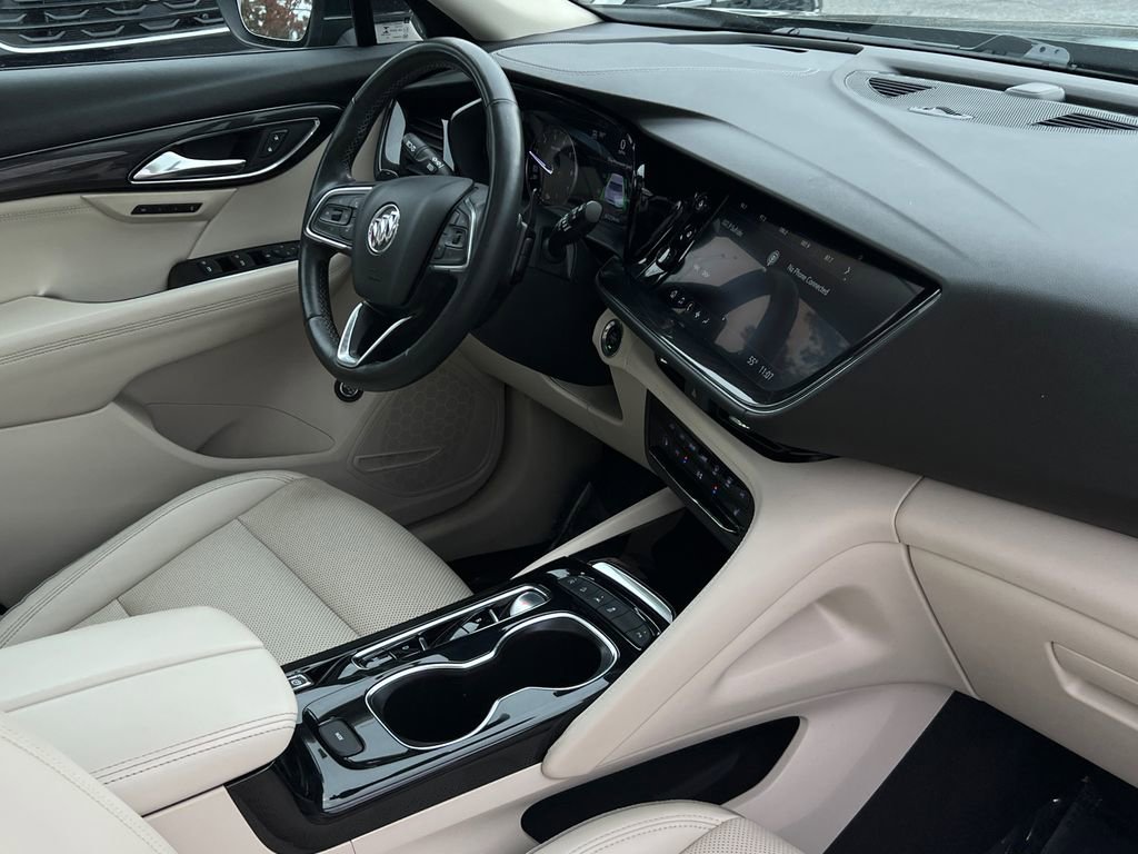 Used 2022 Buick Envision Essence w/ Safety Package image 14