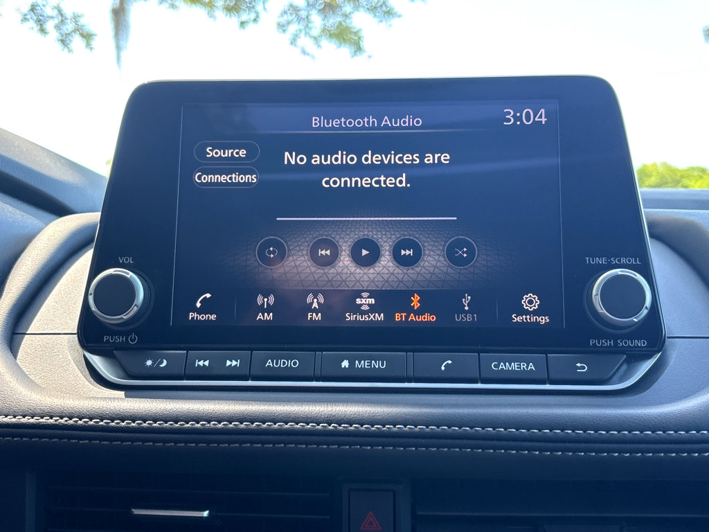 Used 2024 Nissan Rogue SV w/ SV Premium Package image 8