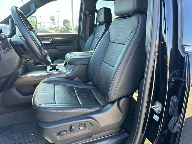 Used 2024 Chevrolet Silverado 2500 High Country w/ Technology Package AWD/4WD image 30