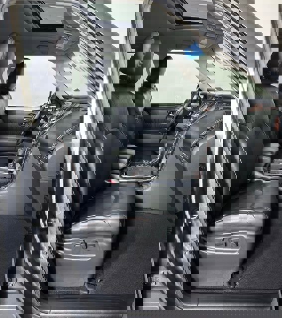 Used 2017 Nissan Armada SL w/ Moonroof Package image 32