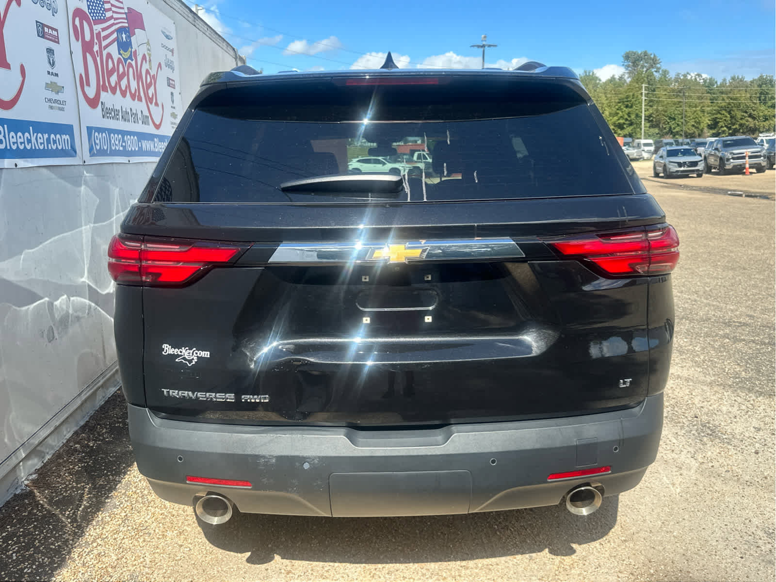 Used 2022 Chevrolet Traverse LT image 4