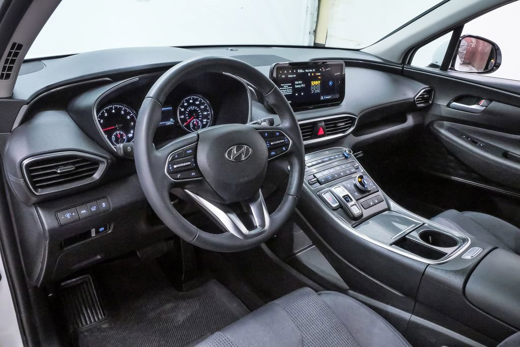 Certified 2023 Hyundai Santa Fe SEL image 2