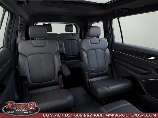 New 2026 Jeep Grand Cherokee L Limited Reserve AWD/4WD image 16