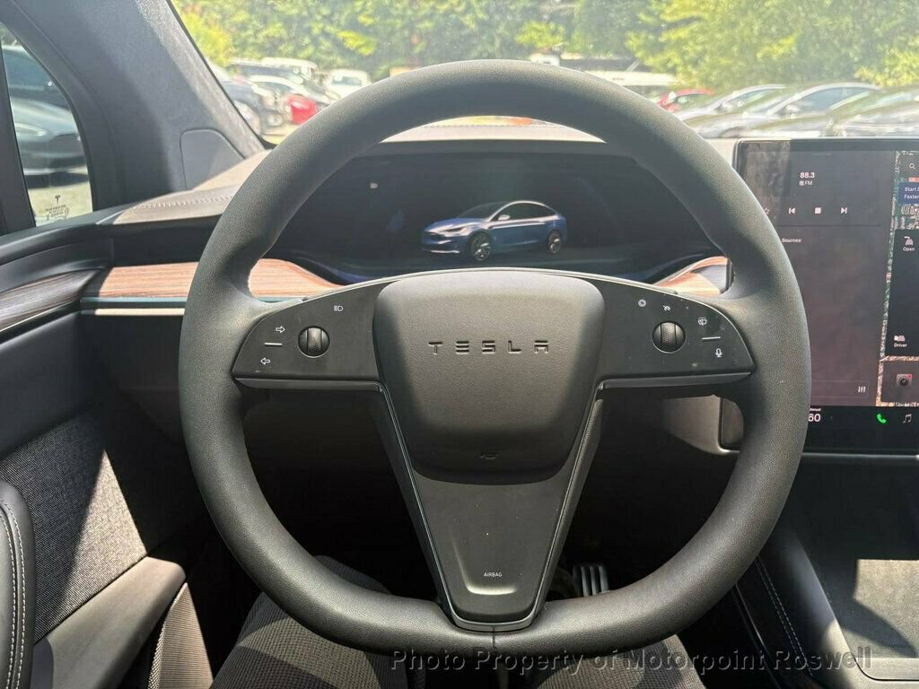 Used 2026 Tesla Model X AWD/4WD image 6