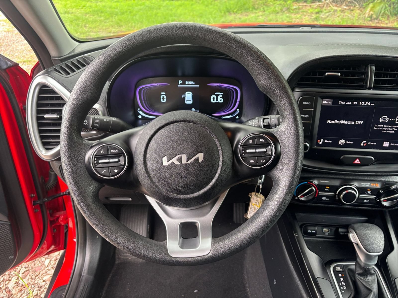 Used 2025 Kia Soul LX w/ LX Technology Package FWD image 27