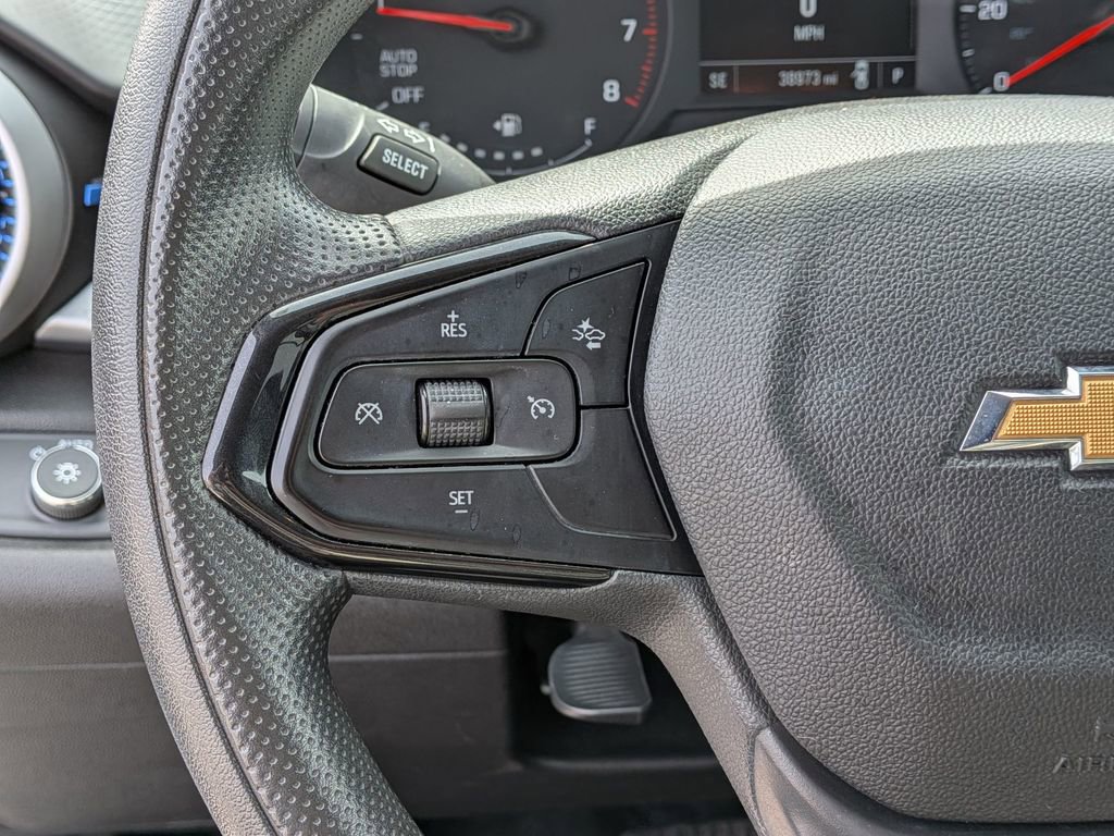Used 2024 Chevrolet Trax LS FWD image 18