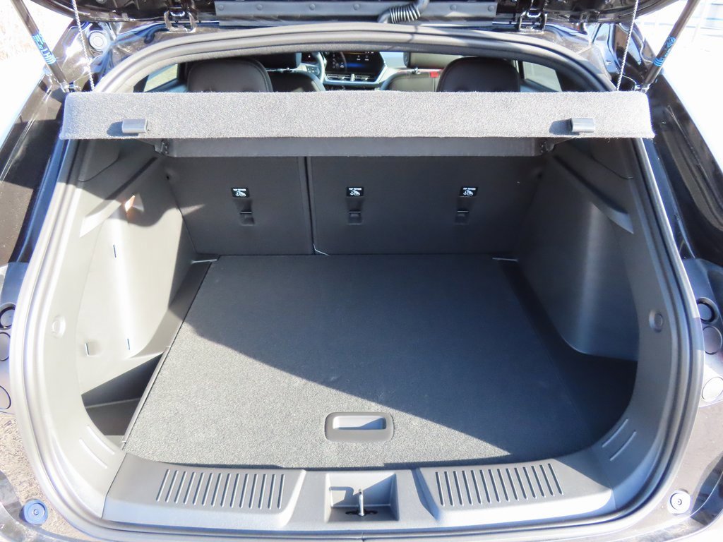 New 2026 Chevrolet Trax RS w/ Driver Confidence Package image 19