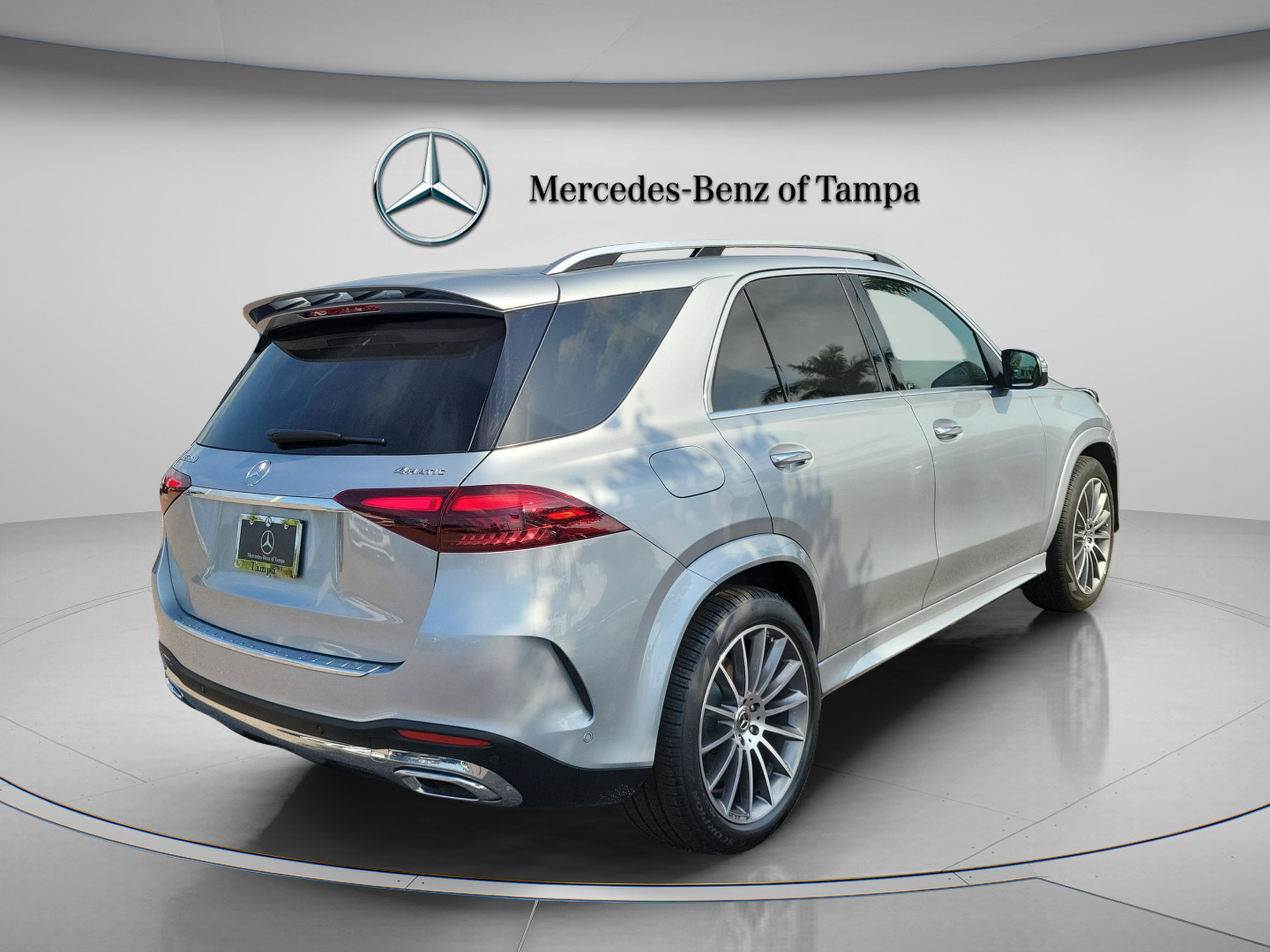 Certified 2024 Mercedes-Benz GLE 350 4MATIC image 3
