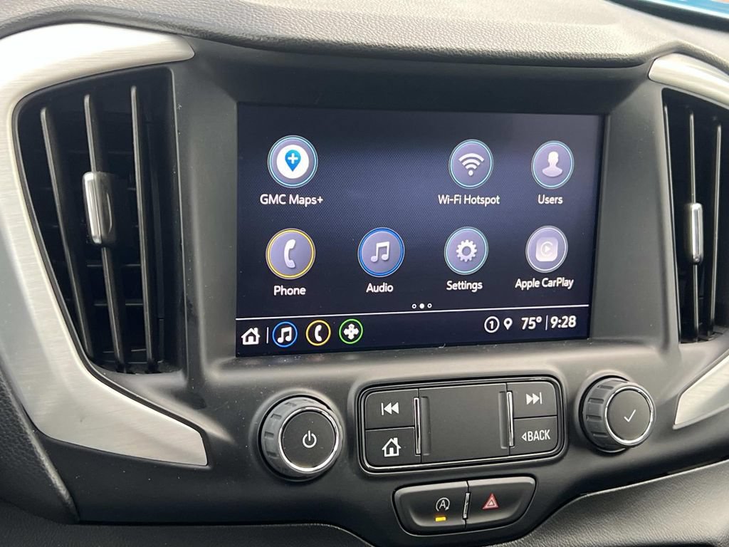 Used 2022 GMC Terrain SLT w/ Tech Package FWD image 16
