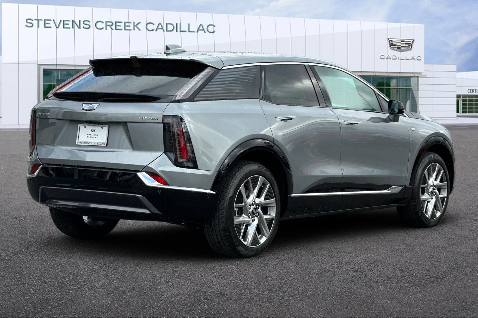 Certified 2025 Cadillac Optiq Luxury 1 image 3