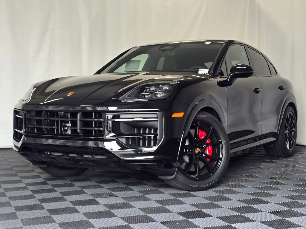 New 2026 Porsche Cayenne GTS image 1