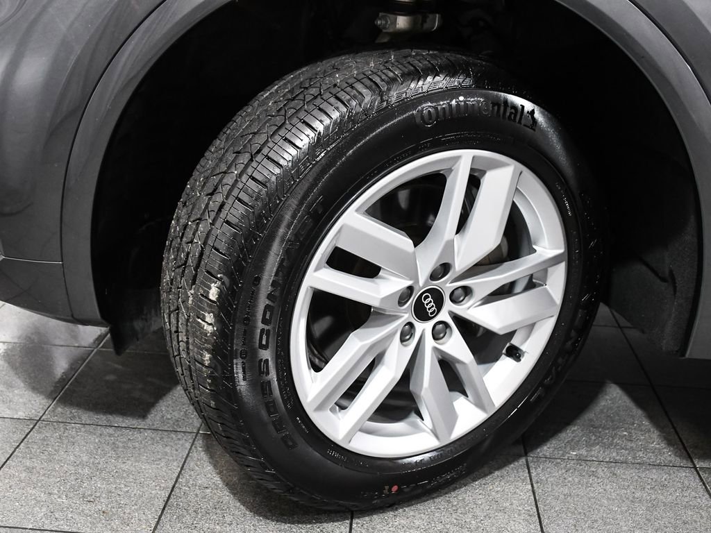 Used 2023 Audi Q5 2.0T Premium w/ Convenience Package AWD/4WD image 7