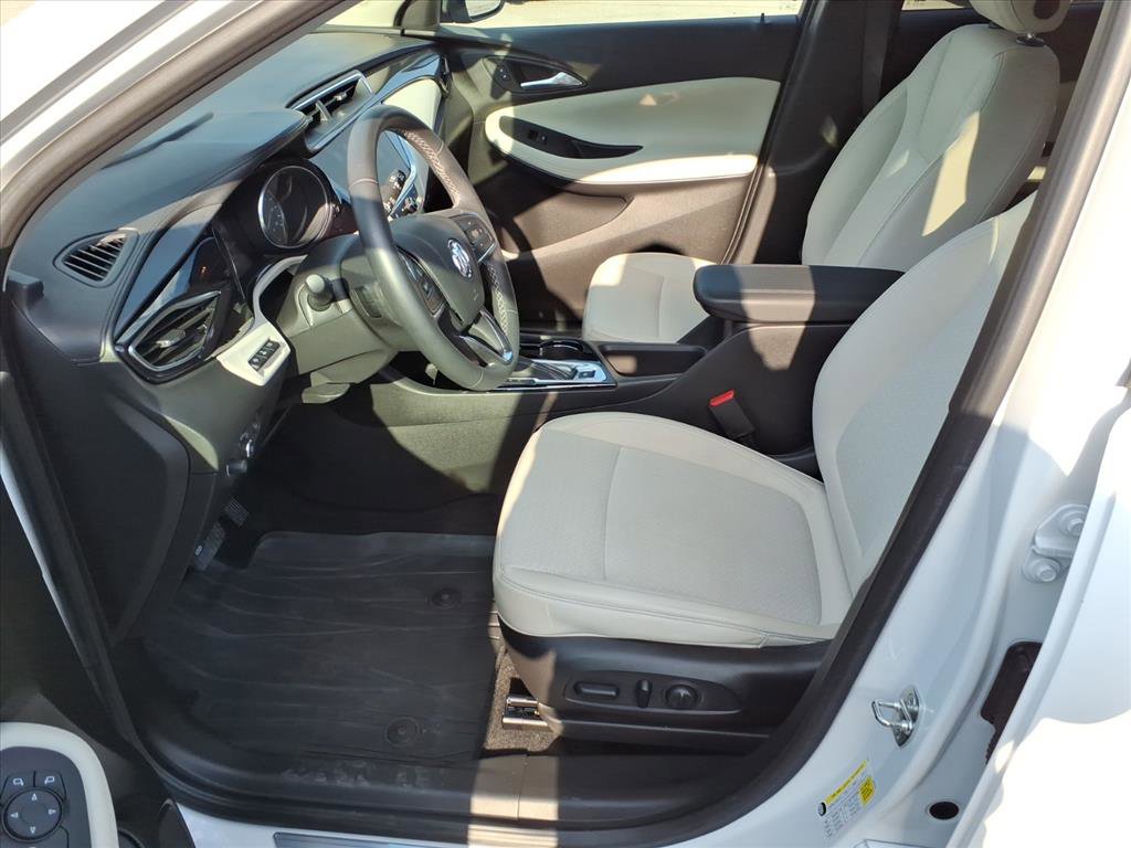 Used 2022 Buick Encore GX Select w/ Advanced Technology Package image 11