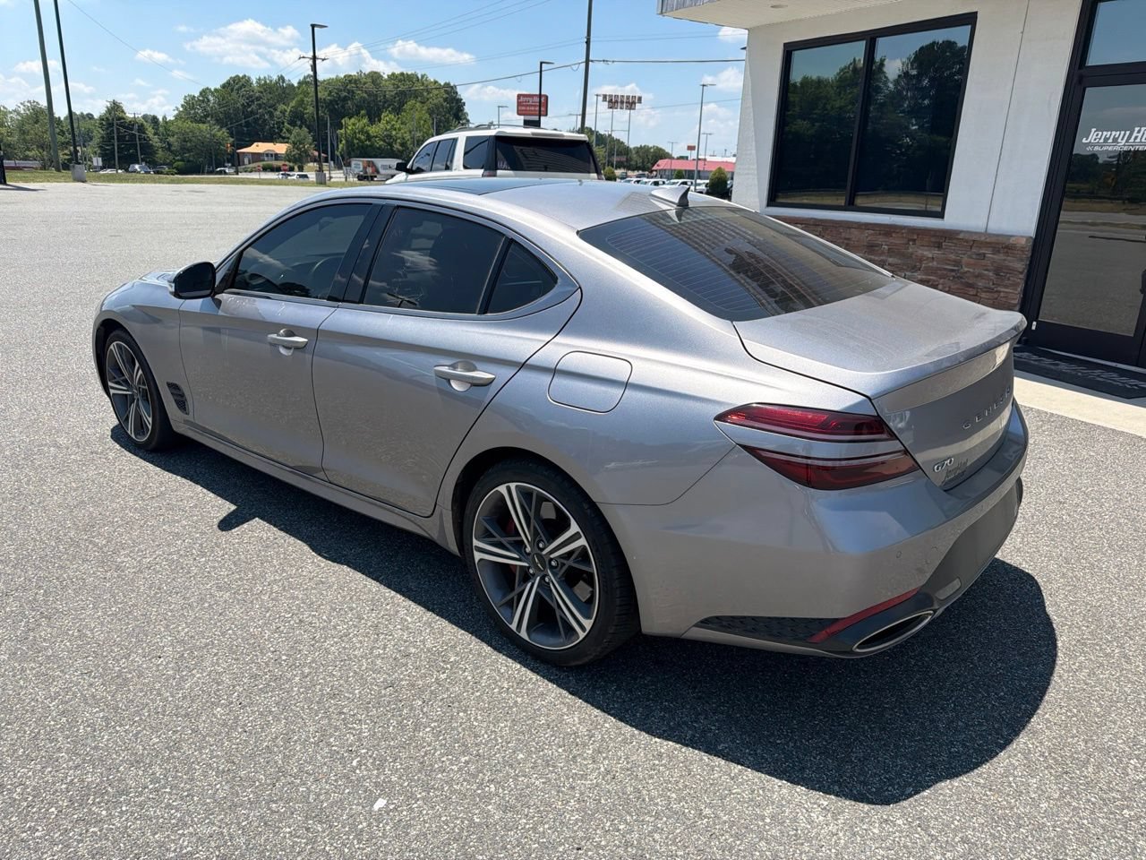 Used 2025 Genesis G70 3.3T Advanced RWD image 6