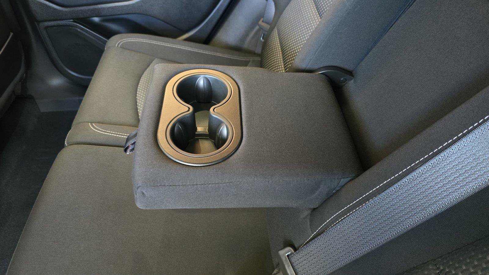 Used 2024 GMC Terrain SLE w/ Driver Convenience Package AWD/4WD image 18