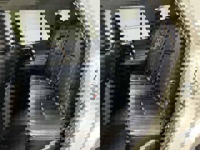 Used 2011 Toyota 4Runner SR5 w/ Convenience Pkg image 22