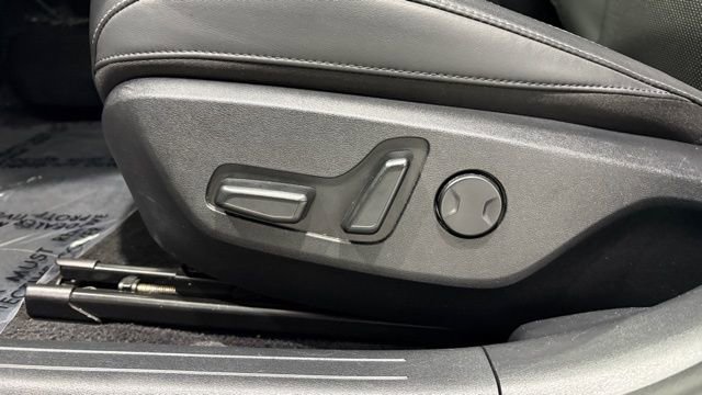 Used 2024 Kia EV6 Light image 12