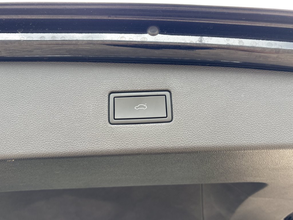 Used 2024 Volkswagen Tiguan SE FWD image 29