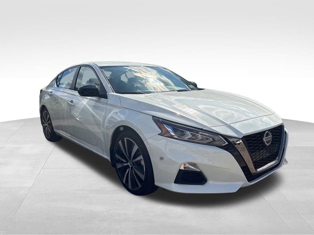 Certified 2022 Nissan Altima 2.5 SR image 16