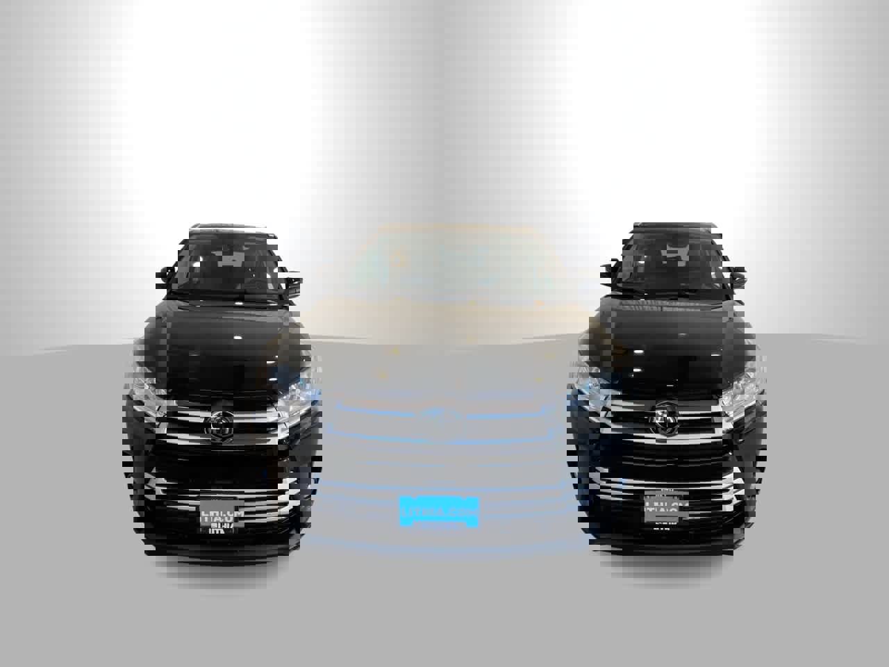 Used 2018 Toyota Highlander XLE image 3