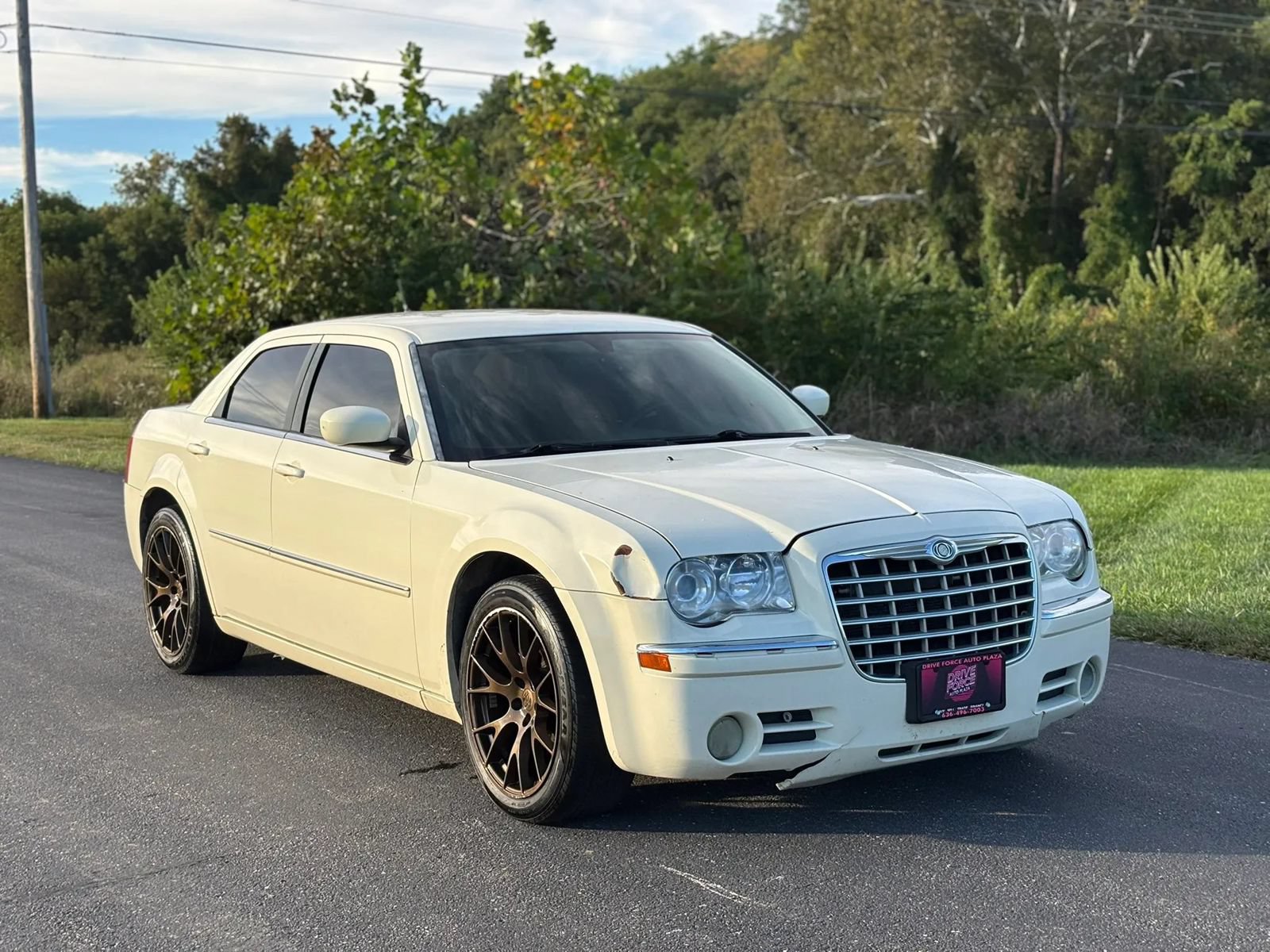 Used 2008 Chrysler 300 Limited RWD image 3