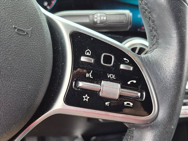 Used 2021 Mercedes-Benz GLB 250 image 12