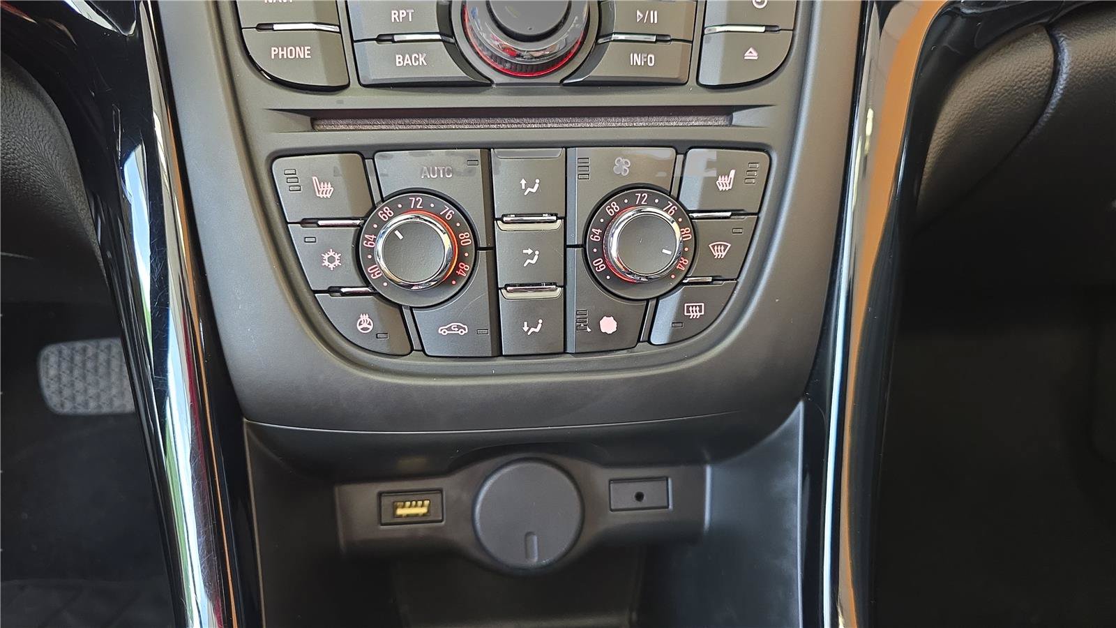 Used 2017 Buick Cascada Premium FWD image 28