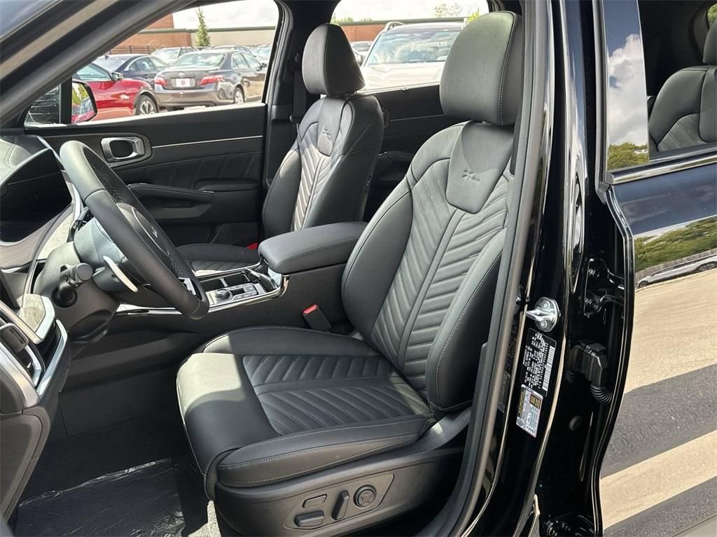 Certified 2025 Kia Sorento SX Prestige image 20