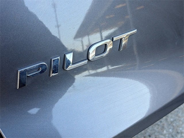 Used 2018 Honda Pilot Elite image 11