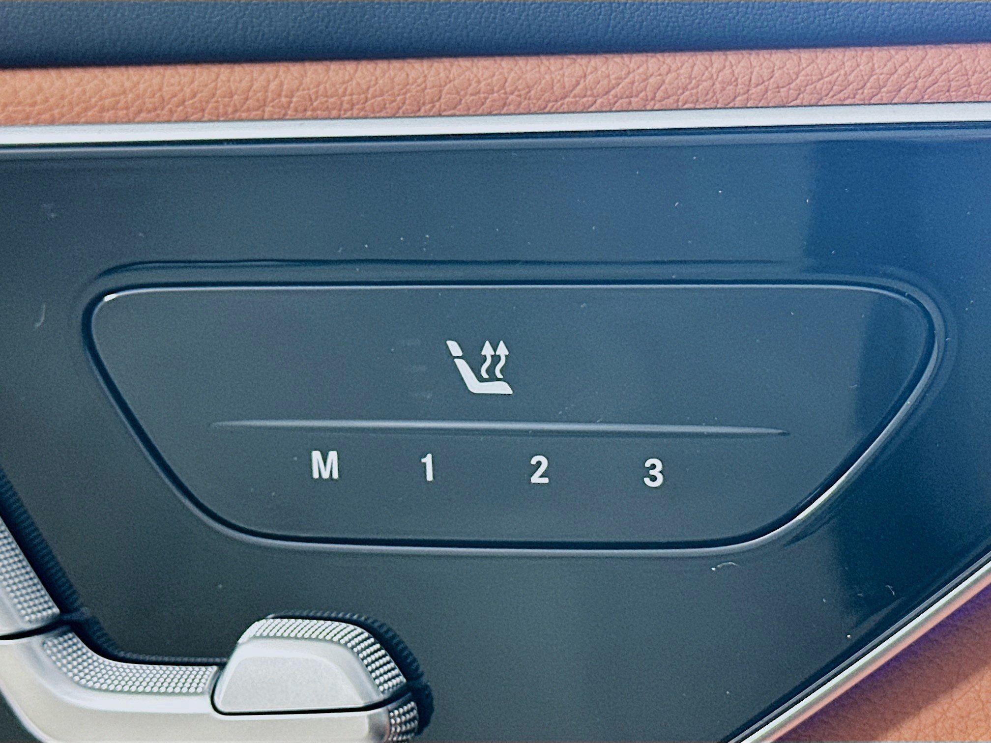 Used 2026 Mercedes-Benz GLC 300 4MATIC image 26